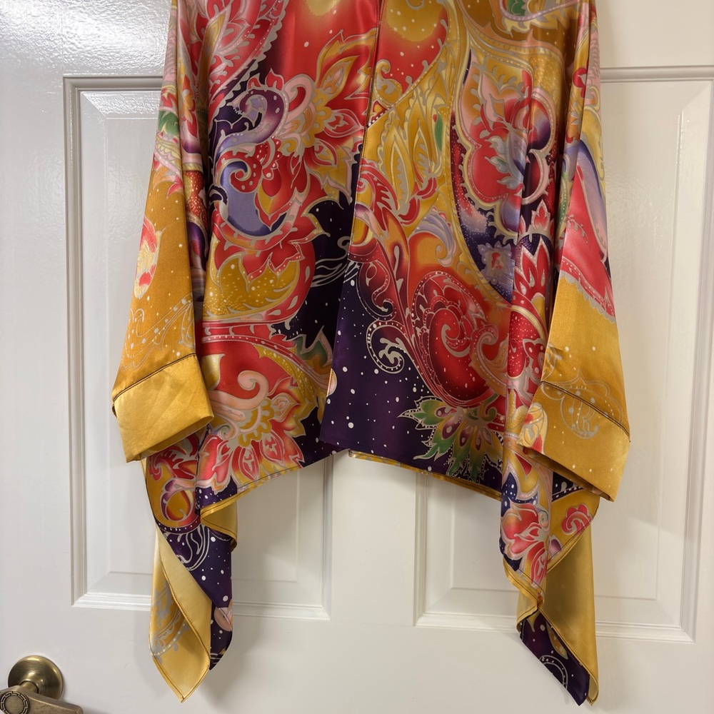 NWT Vibrant SILK “Swing Jacket “ size O/S